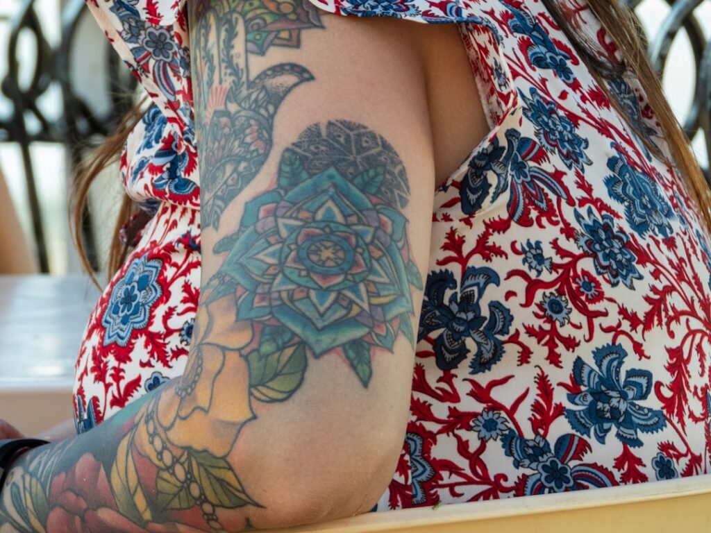 découvrez tout ce qu'il faut savoir sur le tattoo canin : significations, précautions, réglementation et conseils pour les propriétaires de chiens en france.