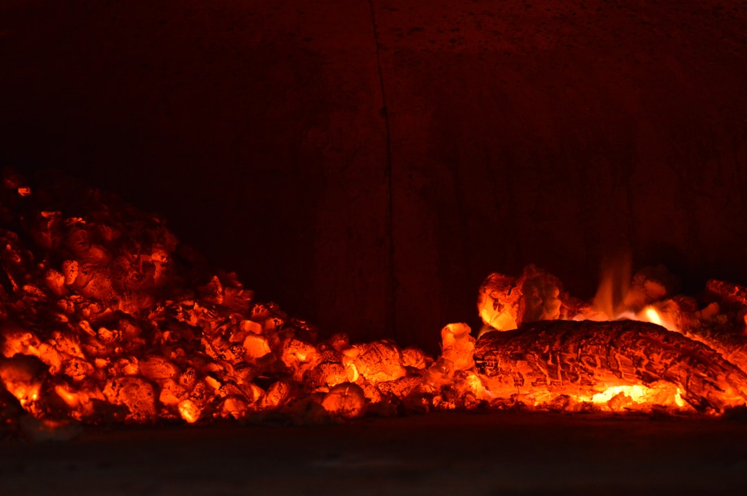 découvrez tout sur la chaleur : définitions, phénomènes, applications et conseils pour bien gérer la chaleur au quotidien.